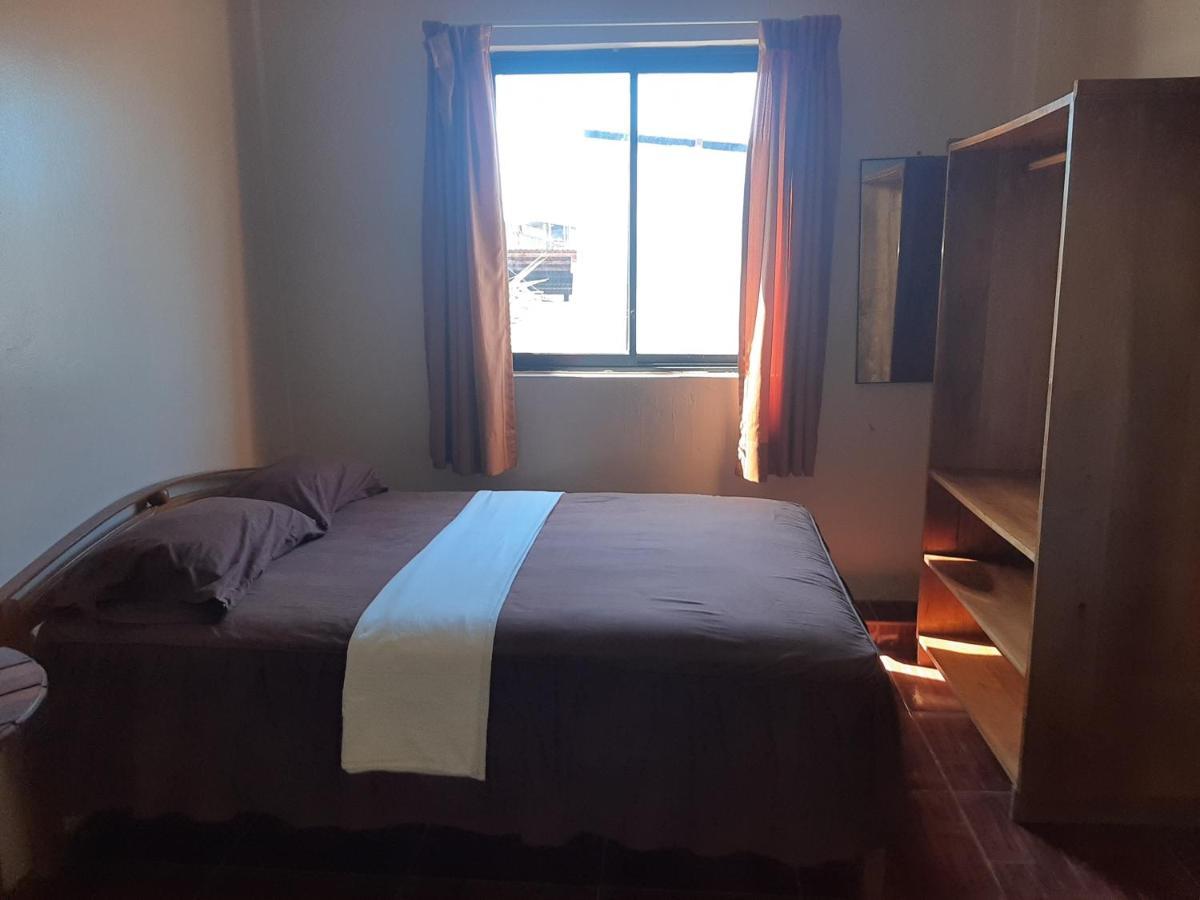 Hospedaje El Emperador Hotel Pucallpa Bagian luar foto