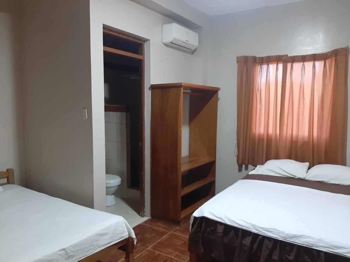 Hospedaje El Emperador Hotel Pucallpa Bagian luar foto