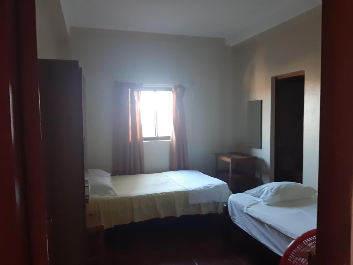 Hospedaje El Emperador Hotel Pucallpa Bagian luar foto