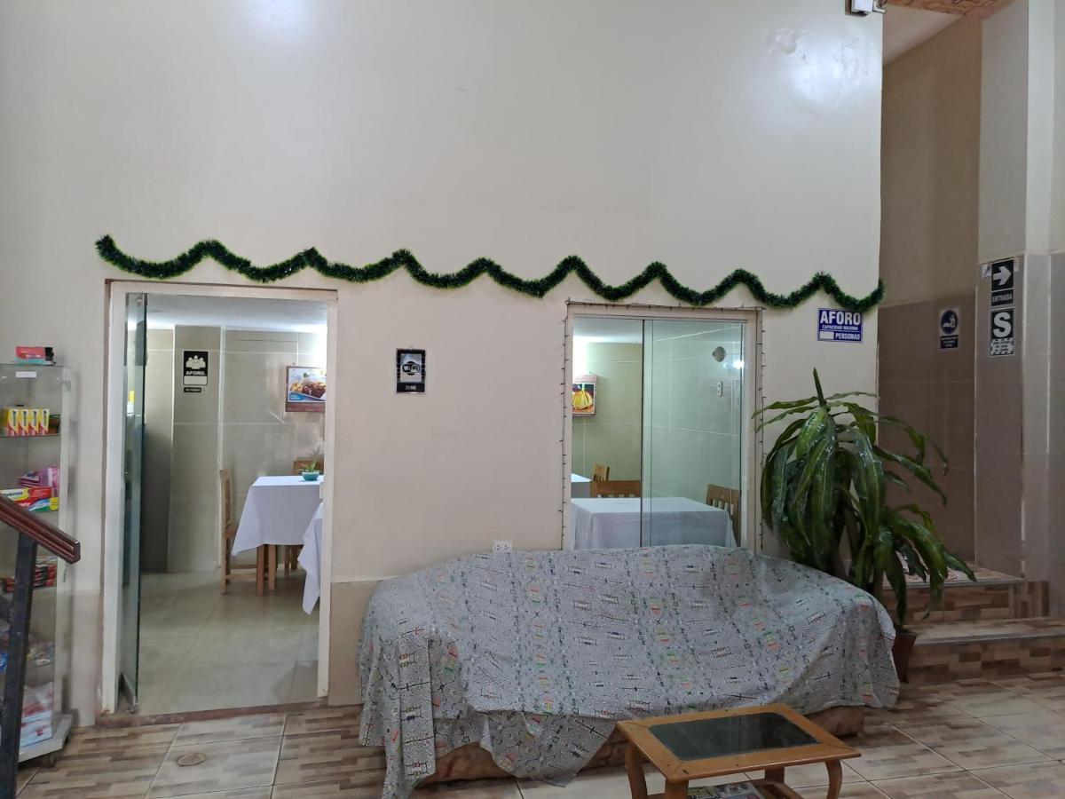 Hospedaje El Emperador Hotel Pucallpa Bagian luar foto