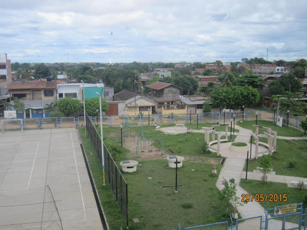 Hospedaje El Emperador Hotel Pucallpa Bagian luar foto