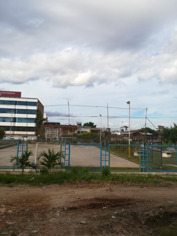Hospedaje El Emperador Hotel Pucallpa Bagian luar foto