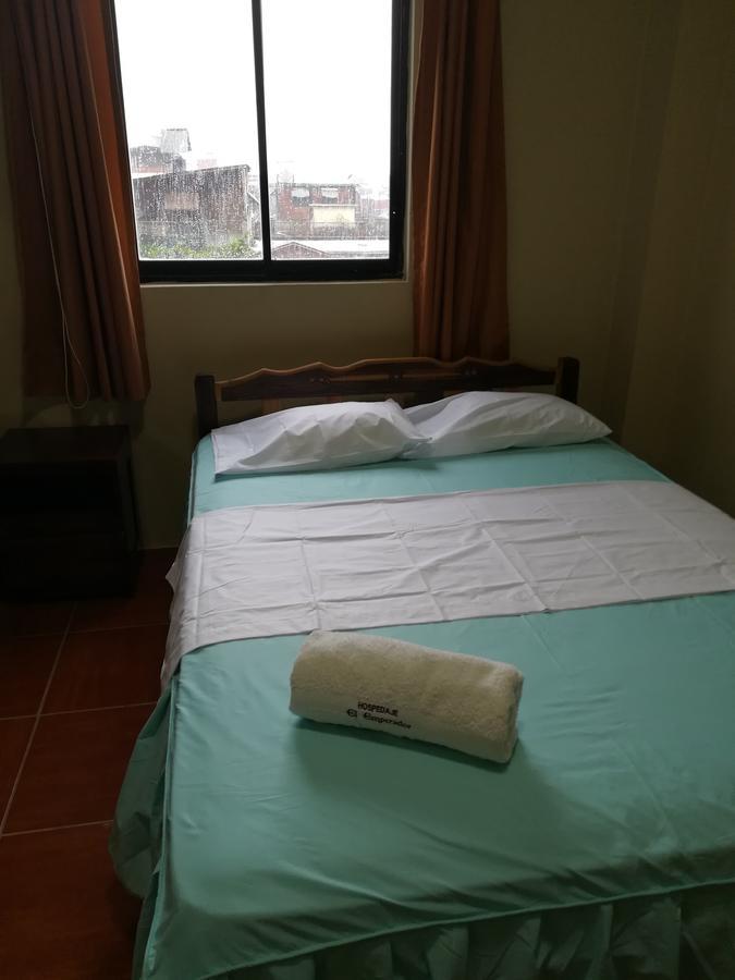 Hospedaje El Emperador Hotel Pucallpa Bagian luar foto