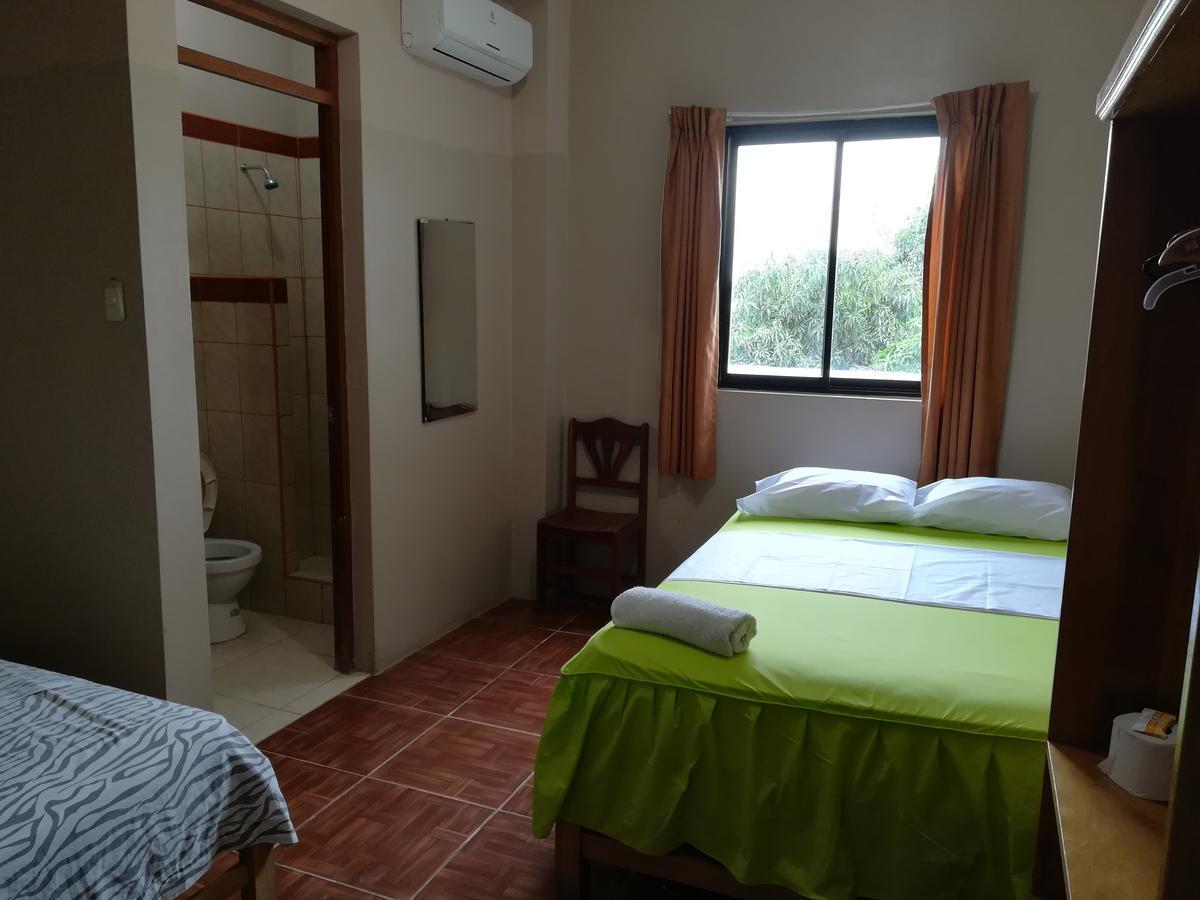 Hospedaje El Emperador Hotel Pucallpa Bagian luar foto