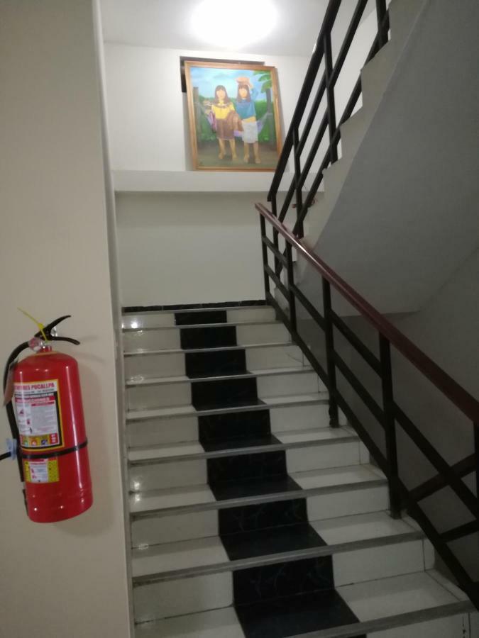 Hospedaje El Emperador Hotel Pucallpa Bagian luar foto